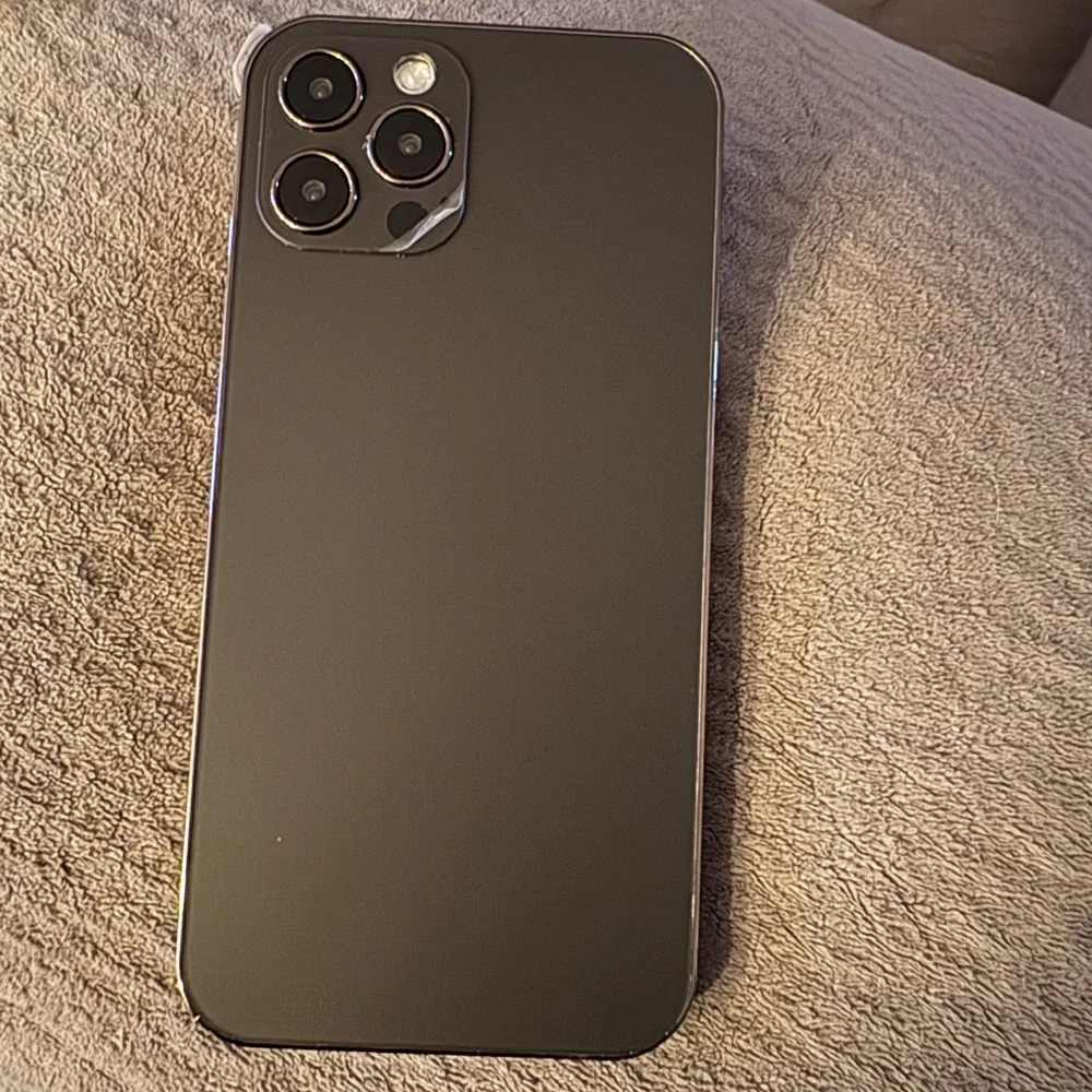 **Prank** Smartphone - PROP only, not a working phone!